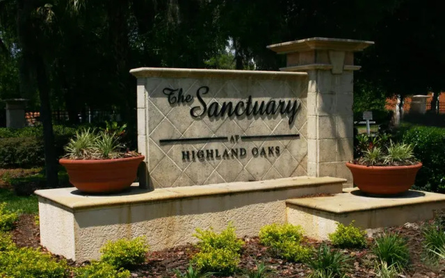 Oakwood Sanctuary Highland Oaks