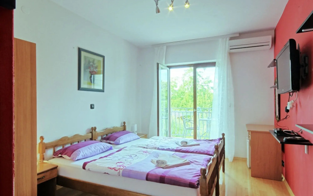 Guest House and Apartment Ambienti
