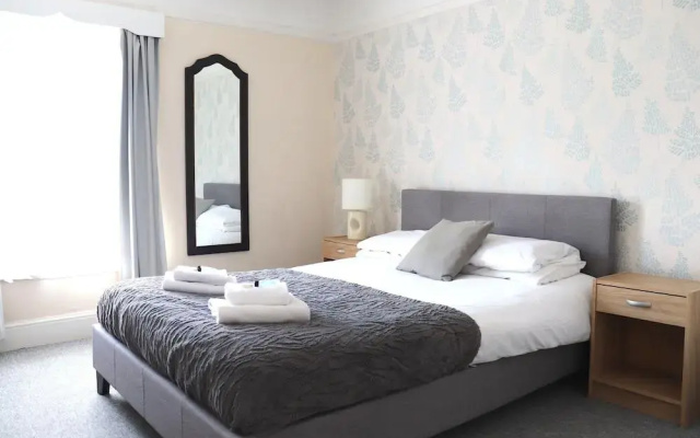 The White Horse Hotel