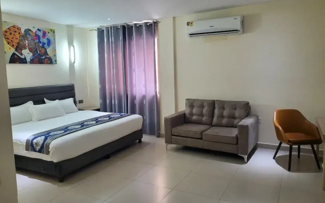 Lagoon Beach Hotel
