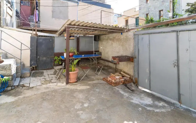 M House