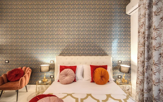 White Mirror  Apartment