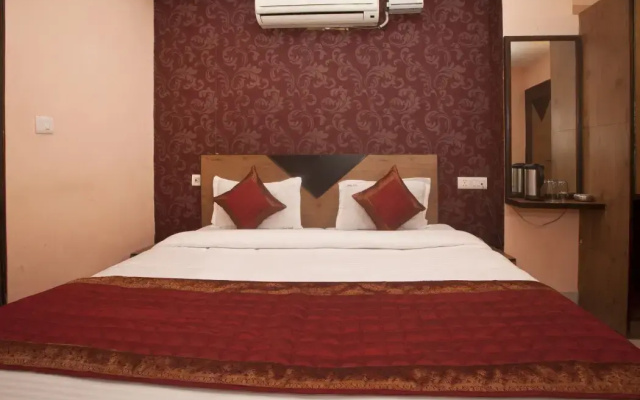 Anand Hotel With banquet hall Karol Bagh