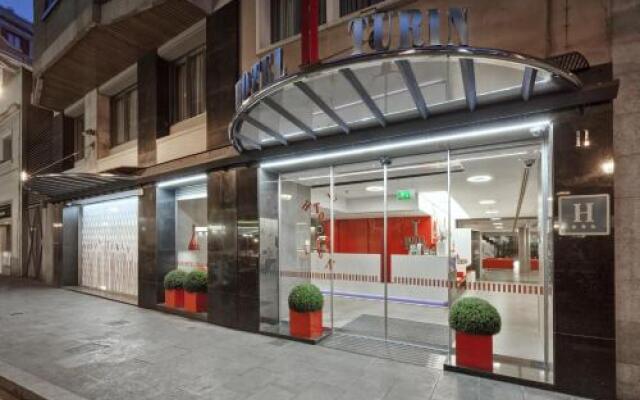 Hotel Turin вид на фасад