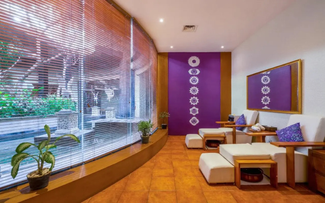 Vouk Hotel & Suites