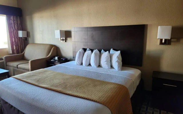 Rodeway Inn & Suites