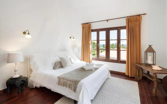 Hotel Punta Sur