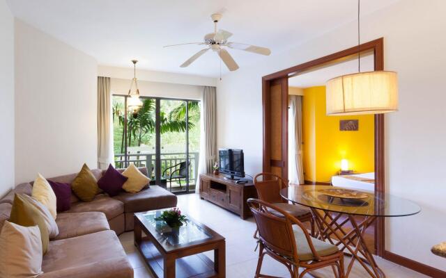 Апартаменты Allamanda Laguna Phuket Serviced Apartments комната для гостей