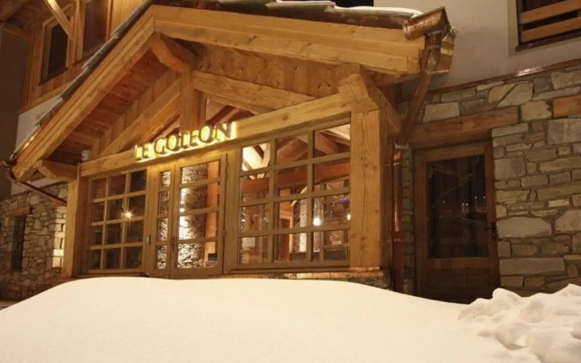 Plush Apartment in Les Deux-alpes With Balcony