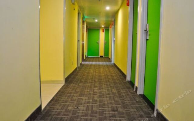 Отель Yimi Inn (Guangzhou Yide Road Metro Station) интерьер отеля