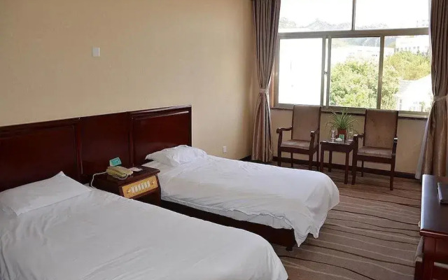 Qingdao University International Academic Exchange Centre Hotel