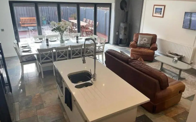 The Glynn Portrush, Sleeps 12 in 5 bedrooms