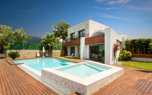 Alya Sierra Bodrum