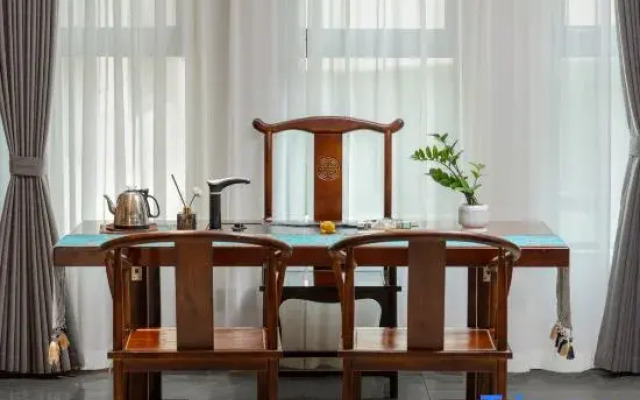 Hotels in Xudong
