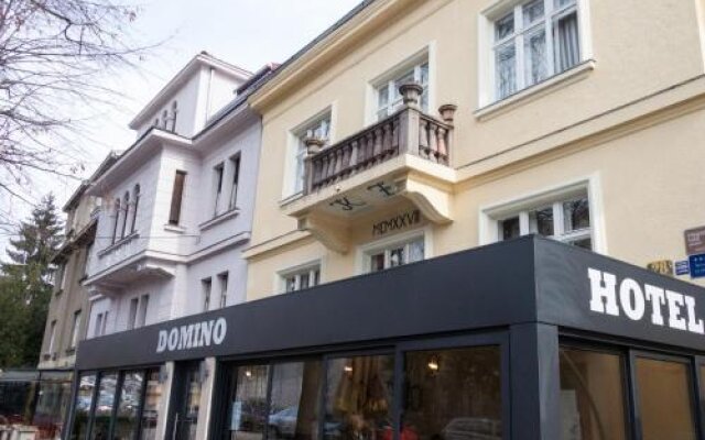 Hotel Domino in Zagreb, Croatia from 100$, photos, reviews - zenhotels.com hotel front