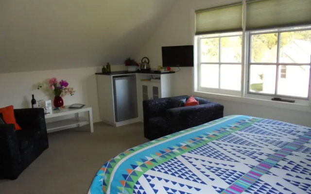 Goulds Country Guest House