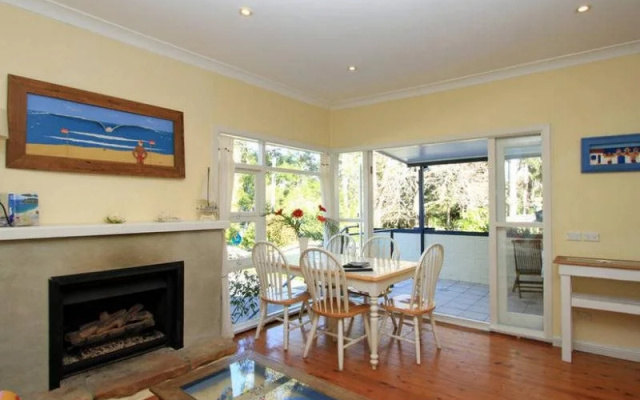 Whale Beach Bed & Breakfast