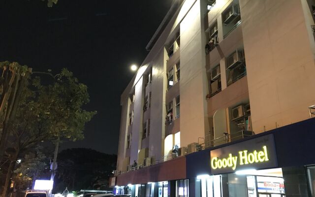 Отель Goody Hotel Таиланд, Бангкок - отзывы, цены и фото номеров - забронировать отель Goody Hotel онлайн вид на фасад