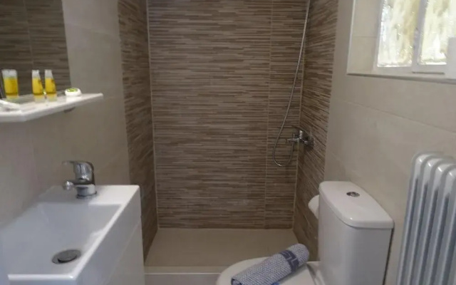 Lovely renovated studio
