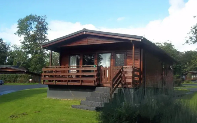 Primrose Lodge 5 with Hot Tub (H 2014) 57501