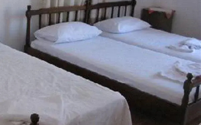 Dorothea Apartments