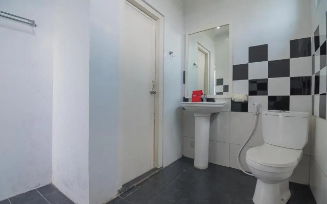 RedDoorz near UPI Setiabudi 2