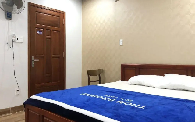 OYO 988 Quynh Anh Motel
