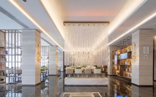 Ibis Styles Hotel Zhuhai Gongbei Port Fuhuali