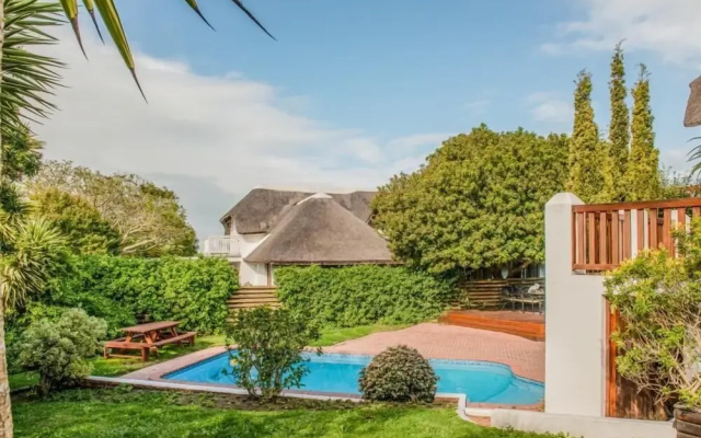 St Francis Bay Luxury Lodge 2