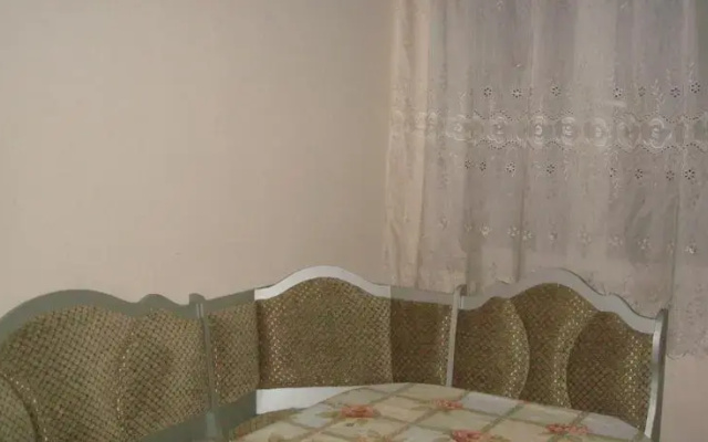 Lara Batumi
