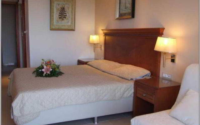 avalon hotel zante reviews