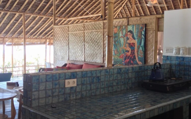 Gili Shack 58 Bed & Breakfast