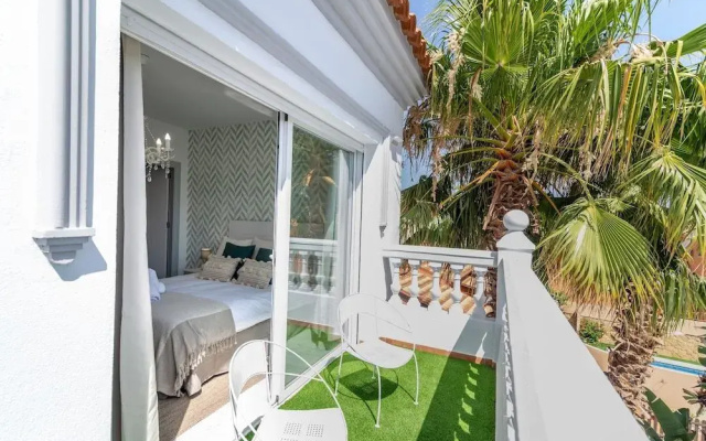 Sunny Camelia Villa Heated pool