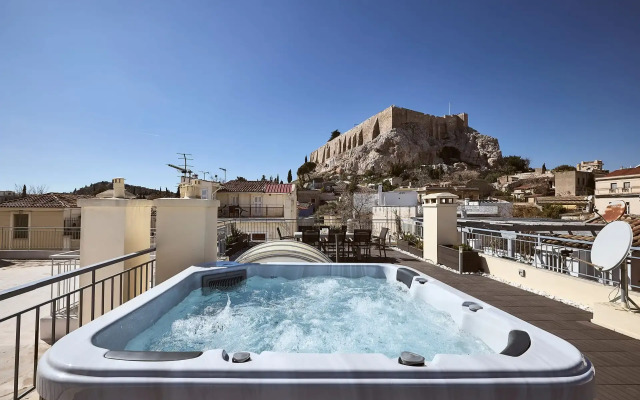 Plaka's Villa with Breathtaking Acropolis View