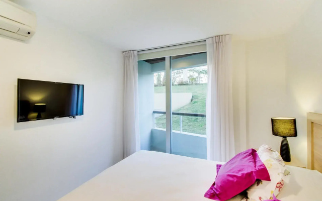 Oceana Suites Isabel ∙ Suite 006