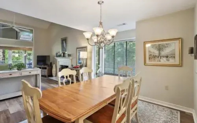497 Captains Cove