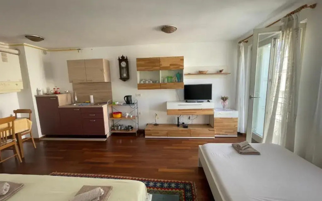 Studio Kyara