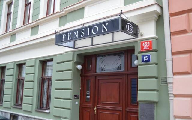 Отель Pension 15 вид на фасад