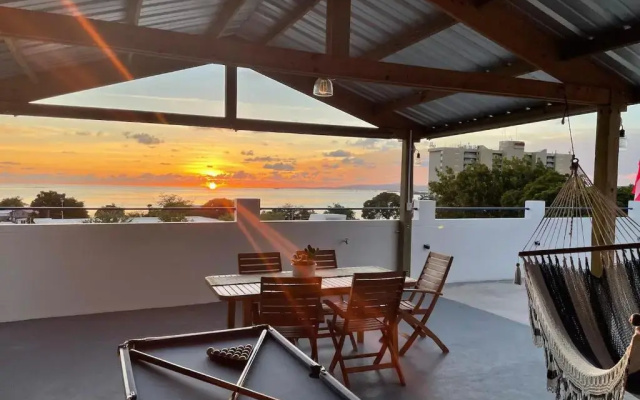 Palmeras Beach Apartments