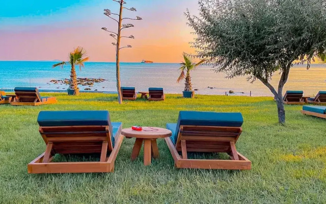 V Beach Hotel