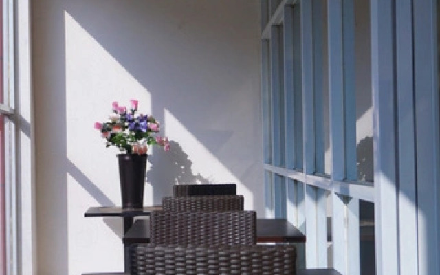 Paris Day Hotel