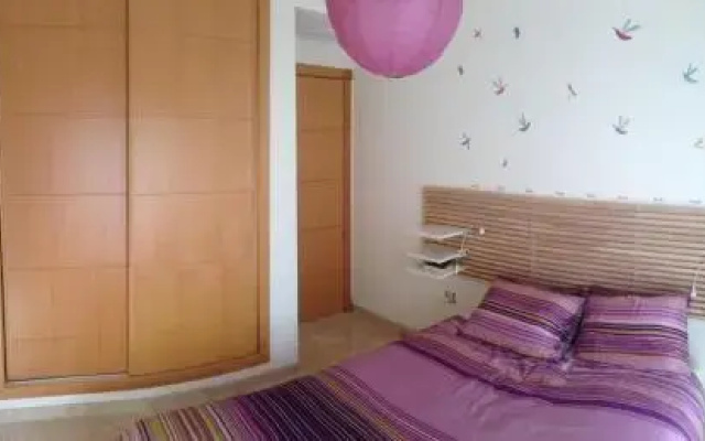 2010-Superb apt 2 bedrooms in complex with pool