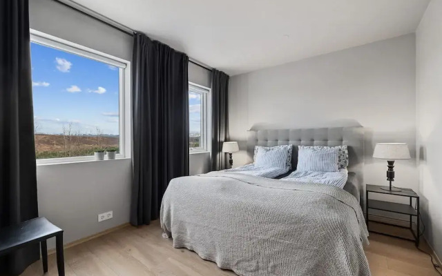 Luxurious Large Home, Perfect for Your Group