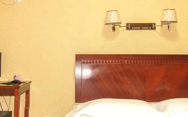 Pearl Holiday Hotel