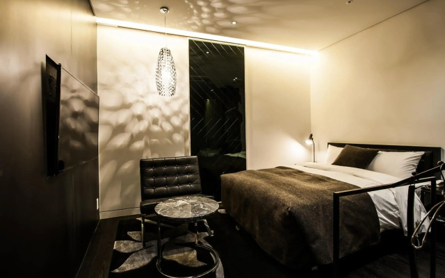SR Hotel Sadang