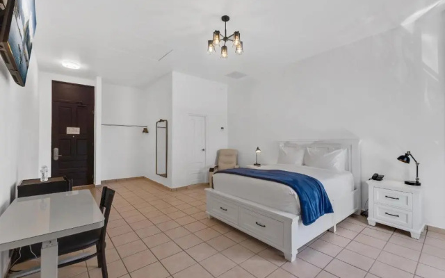 Armas Hotel