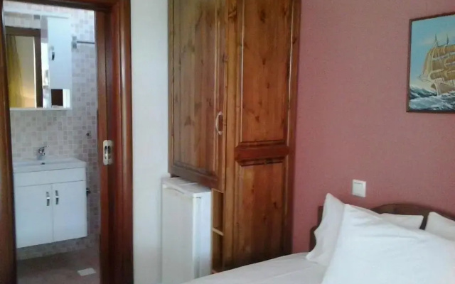 Hotel Prinos