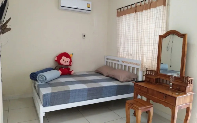 Penthai Hostel