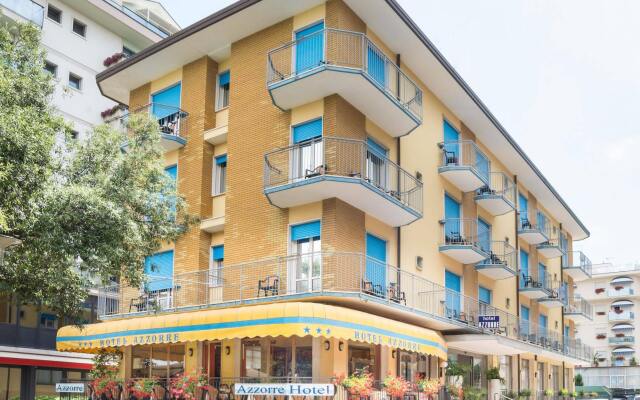 Hotel Azzorre & Antille вид на фасад