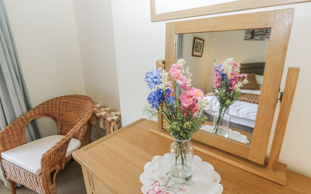 Centenary Cottage